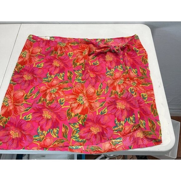 BEACH RIOT Melanie Sarong in Miami Peony One Size Beach Wrap - Picture 2 of 8